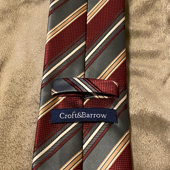 Patterned tie - Picture 3 of 3